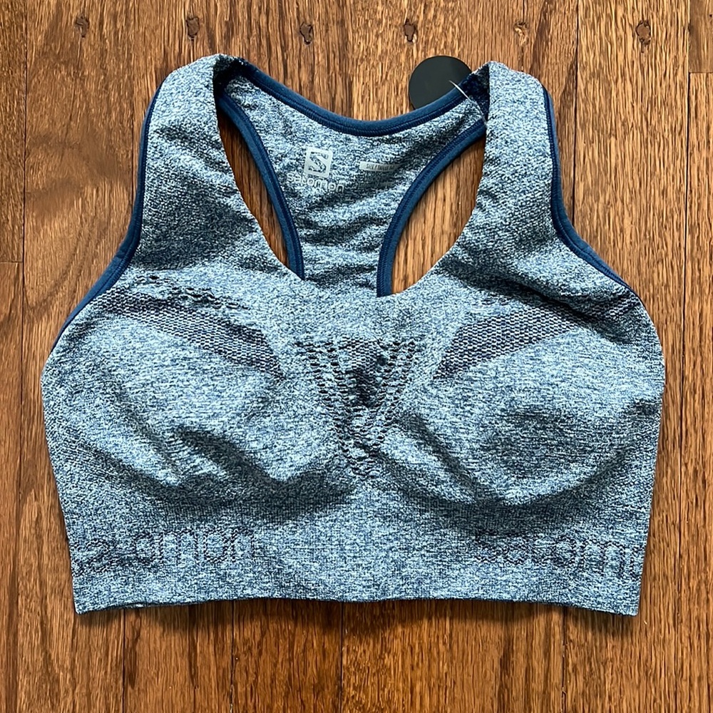 Salomon NWT move on medium support bra - M